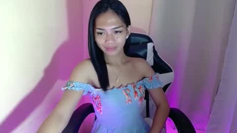 Snapshot of prettymiya chatting on September 9, 9:37 pm Miya 3 online show from September 9, 9:37 pm