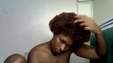 Snapshot of prettyshasha_ chatting on September 12, 12:40 pm prettyshasha_ online show from September 12, 12:40 pm