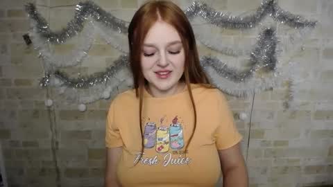 Snapshot of prettyvalerii_ chatting on January 7, 2:53 am Valeri online show from January 7, 2:53 am