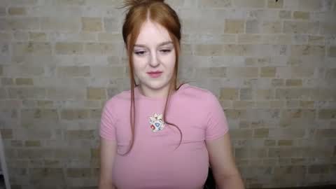Snapshot of prettyvalerii_ chatting on March 2, 6:08 pm Valeri online show from March 2, 6:08 pm