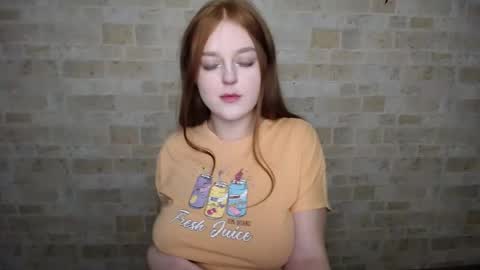 Snapshot of prettyvalerii_ chatting on February 10, 8:10 pm Valeri online show from February 10, 8:10 pm