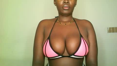 prettyvishy online show from February 17, 3:36 am