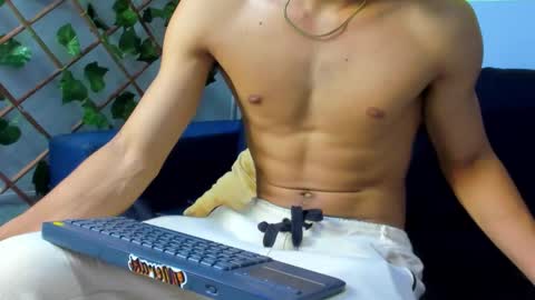prince_arthur77 online show from September 18, 4:55 pm