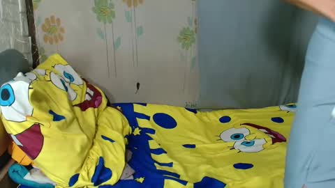 Snapshot of princeofcumxxx chatting on February 3, 3:49 pm Mel online show from February 3, 3:49 pm