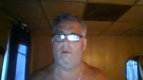 johnny online show from May 29, 10:52 pm