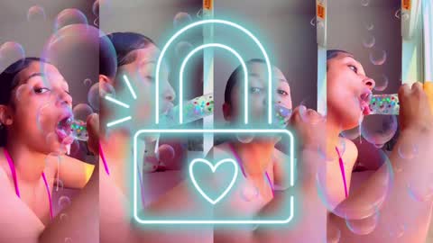 Snapshot of princess_cece chatting on January 15, 1:02 am Cece NEXT LIVESTREAM -- DEC. 4th 7 PM CST online show from January 15, 1:02 am