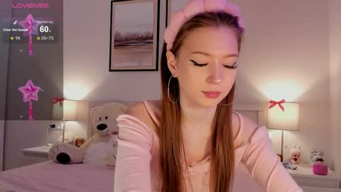 Princess Diana online show from February 21, 7:17 pm