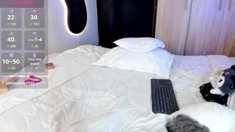 princessammy1 online show from May 6, 11:55 pm