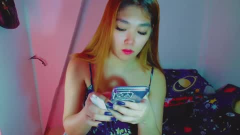 Snapshot of princesscutiexx chatting on December 7, 9:39 pm Hello everyone this is your beloved Athena again I present the most comfortable and kind room I accept everyone with kindness online show from December 7, 9:39 pm