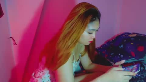 Snapshot of princesscutiexx chatting on December 5, 10:28 pm Hello everyone this is your beloved Athena again I present the most comfortable and kind room I accept everyone with kindness online show from December 5, 10:28 pm