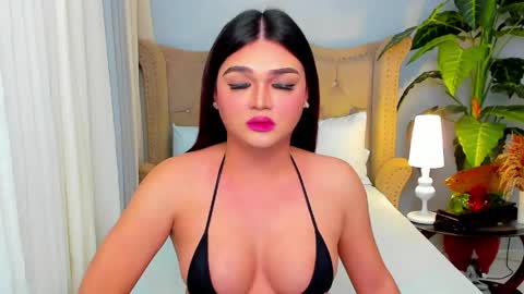 PrincessDONT FORGET TO FOLLOW ME online show from April 17, 4:20 pm