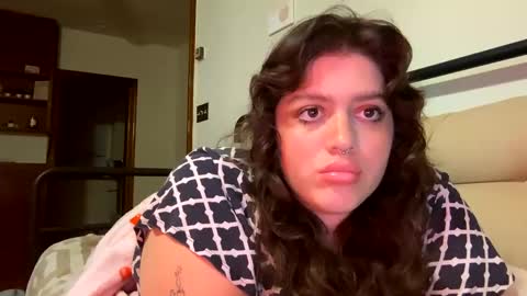 princessviccxo online show from February 3, 6:45 am