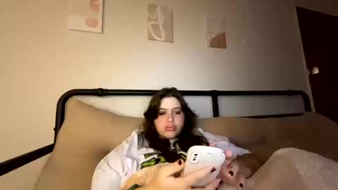 princessviccxo online show from October 15, 5:22 am