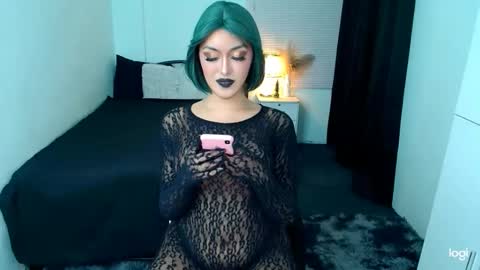 Love online show from March 7, 10:56 am