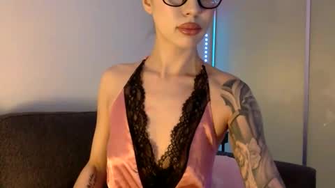 PrincessPinky444 online show from February 8, 9:24 am