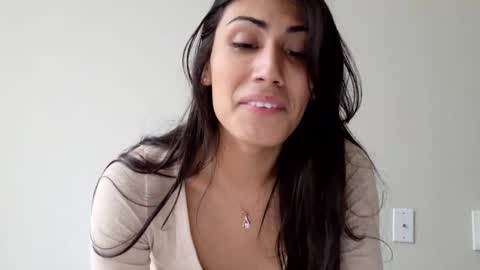 Snapshot of prinxessally chatting on January 4, 4:54 pm Prinxessally online show from January 4, 4:54 pm