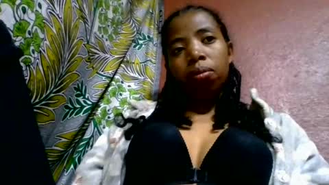 prisca880319 online show from June 29, 10:15 am