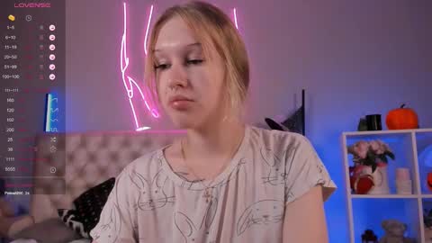 Katy online show from December 16, 8:05 pm