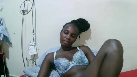 pritty_amber online show from April 24, 7:16 pm