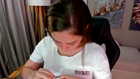 Snapshot of priya_rose chatting on January 19, 6:53 am Priya Rose online show from January 19, 6:53 am