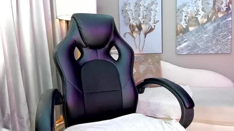 Snapshot of priya_rose chatting on January 16, 8:57 pm Priya Rose online show from January 16, 8:57 pm