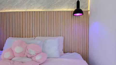 Profana Red online show from March 12, 1:59 pm