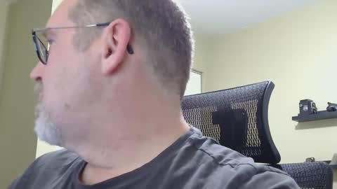 professor21255 online show from September 22, 10:14 pm