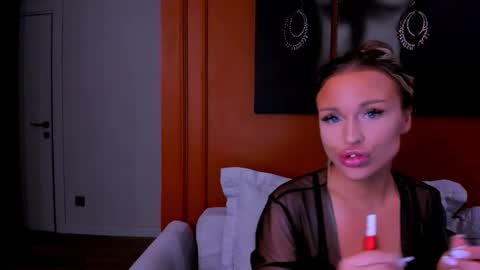 Snapshot of project_barbara chatting on February 23, 12:05 pm Barbara online show from February 23, 12:05 pm