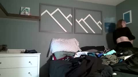 Properfuct online show from December 19, 4:52 am