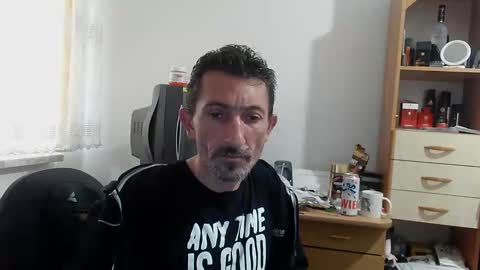 Mariusz online show from November 15, 10:17 am