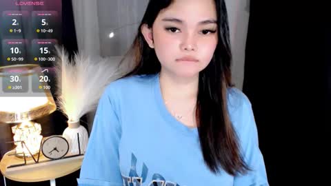 prtty abby03 on ig follow me love online show from September 29, 11:09 am