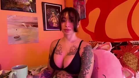 psilocybinqween online show from January 13, 9:22 pm