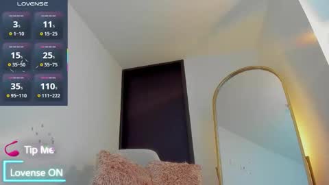 psique_naughty2 online show from May 7, 5:41 pm