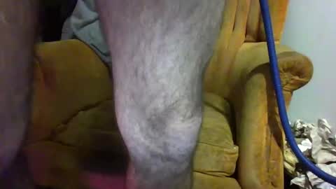Snapshot of pspee313 chatting on February 23, 1:46 am pspee313 online show from February 23, 1:46 am