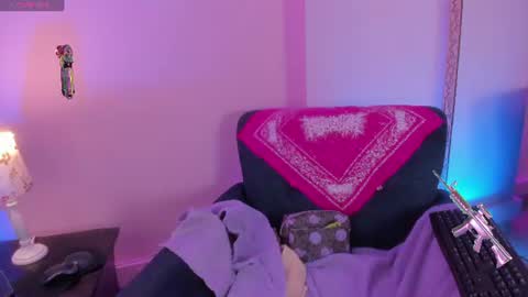 psycodoll online show from June 18, 8:58 pm