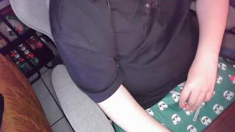 your mysterious man online show from May 28, 3:04 am