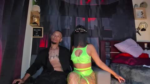 puccaygaru69 online show from December 3, 5:08 am