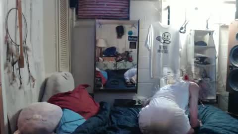 puff0169 online show from April 13, 7:45 am