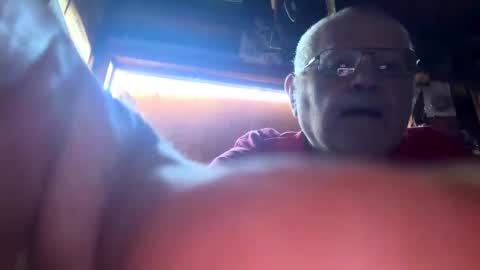 puffynipples1962 online show from March 8, 4:55 pm