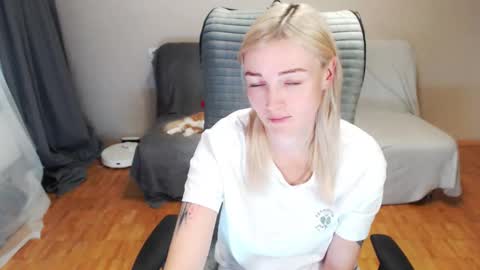 Polly online show from October 3, 12:46 pm