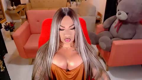   online show from February 8, 9:46 am