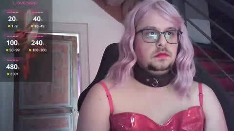 punky233 online show from January 3, 1:35 pm