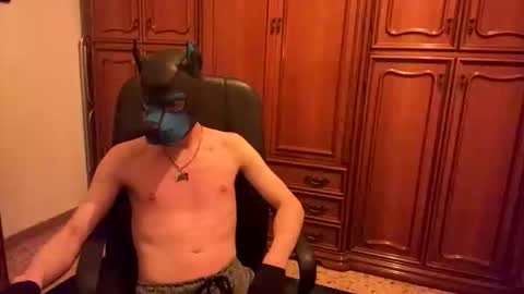 Toby online show from November 3, 10:33 pm