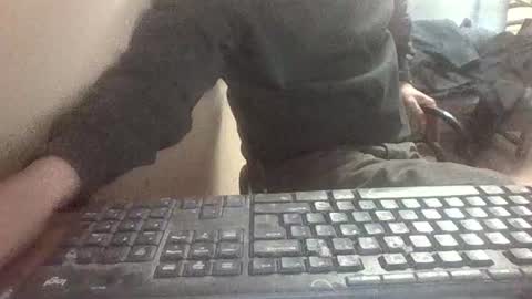 pup_y online show from February 24, 8:01 pm