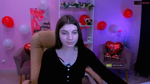 Snapshot of pure_radiance chatting on February 15, 12:43 pm Ask me3 online show from February 15, 12:43 pm