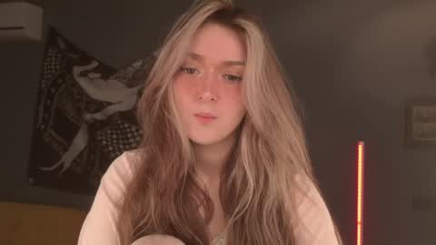 Bella online show from April 19, 9:54 am