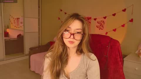 Bella online show from December 20, 6:20 am