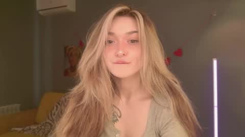 Bella online show from March 17, 5:34 am