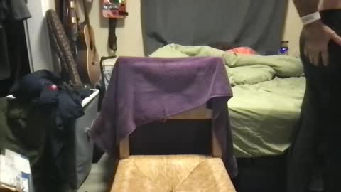 Purple online show from November 12, 5:43 am