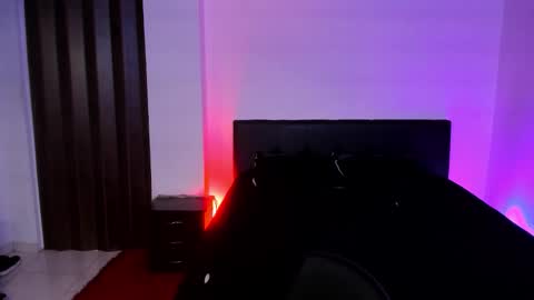 GINEBRAAA online show from February 13, 8:01 pm